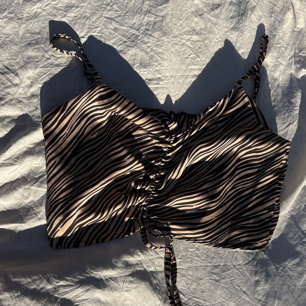 SHEIN Black and Cream Zebra Print Crop Top